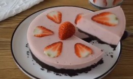 吃瓜群众慕斯蛋糕图片,甜蜜诱惑，视觉盛宴