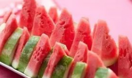 吃瓜体质,揭秘网络时代下的围观文化现象