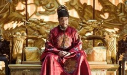 君主回京全程吃瓜,一路瓜香四溢的宫廷奇遇记