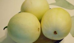 吃梨瓜的功效,润肺生津，养生保健的天然良药